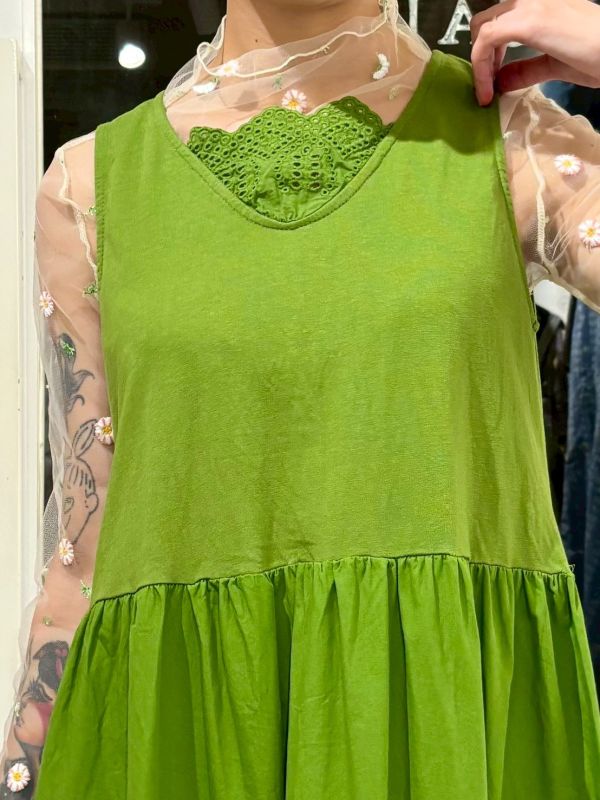 酪梨綠藍絲拼接背心洋裝 