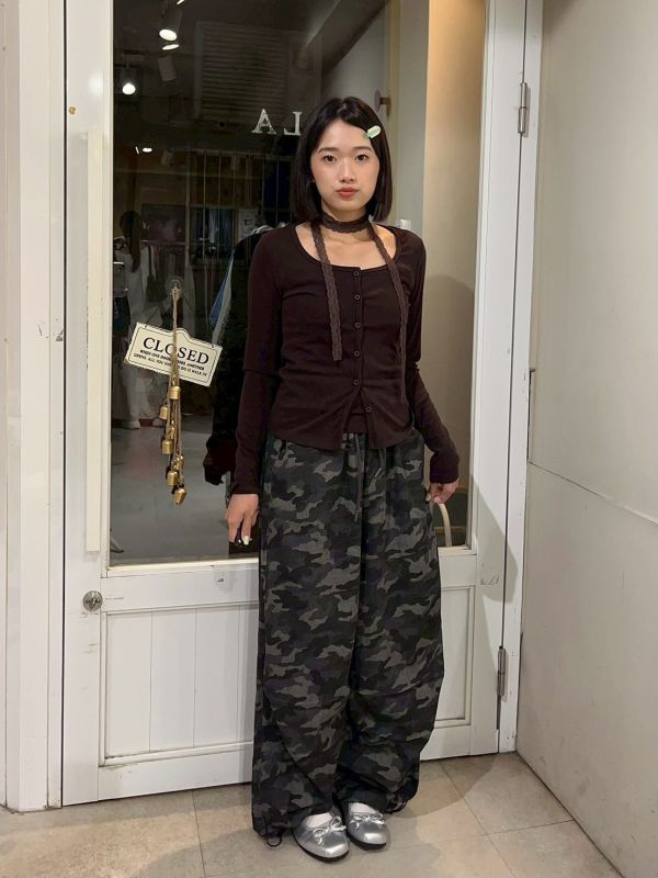 迷彩褲管抽繩鬆緊腰長褲 