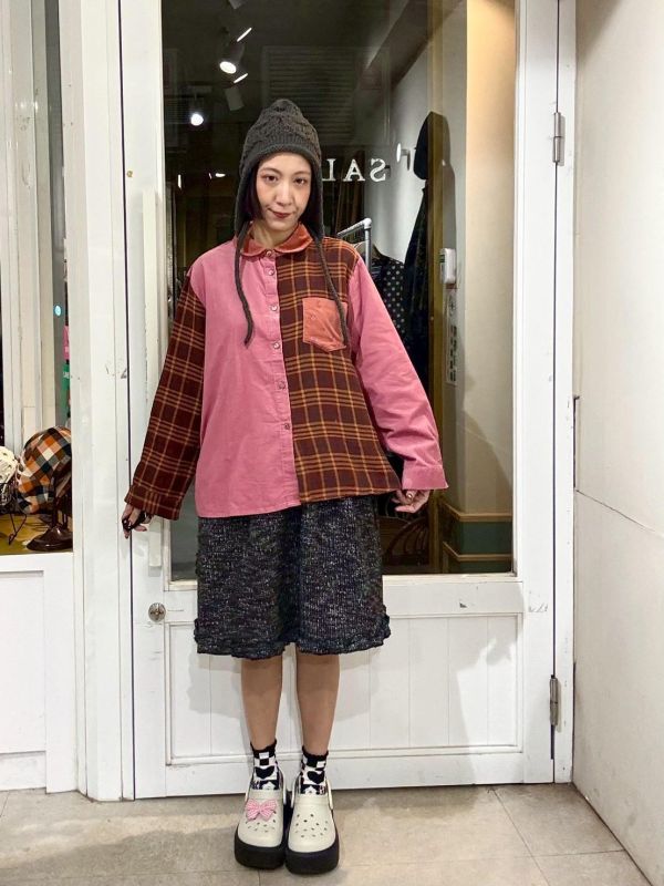 莓果色格紋拼接細燈芯絨碎花襯衫 