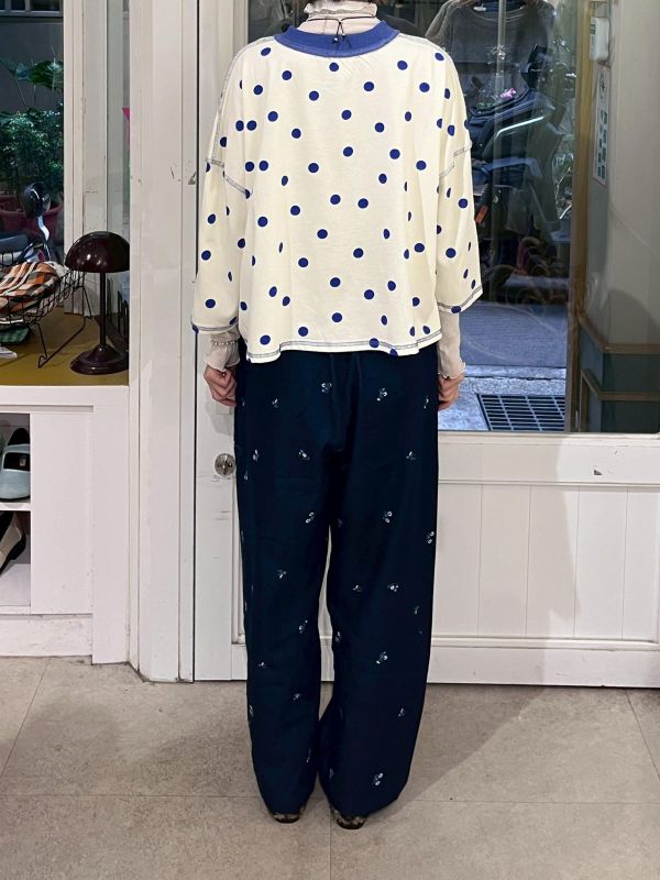 刺繡花花牛仔錐形長褲 