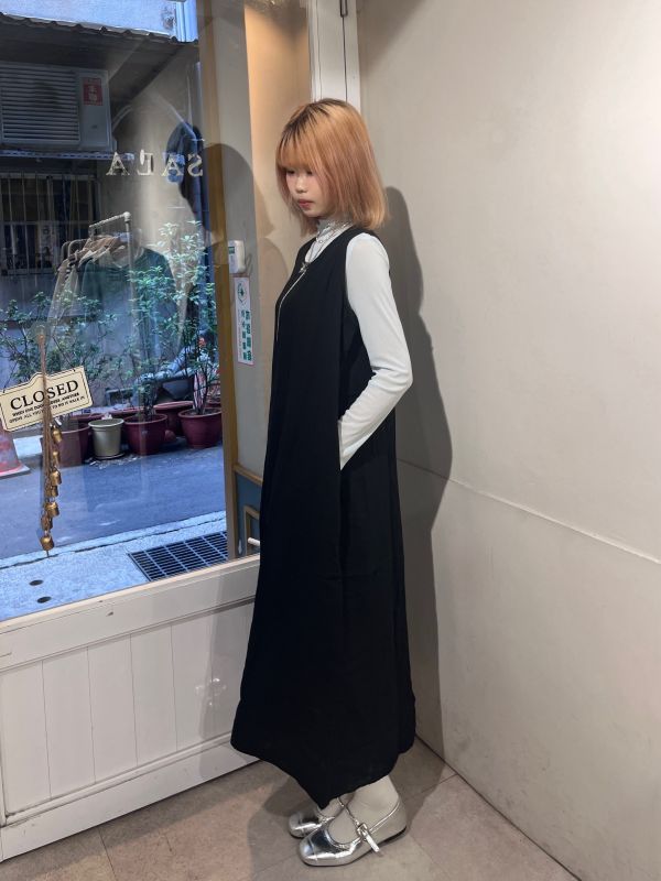 棉麻圓領雙口袋背心洋裝 
