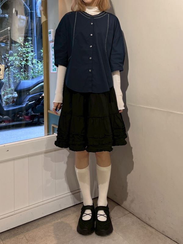 藏藍白車線圓領七分袖上衣 