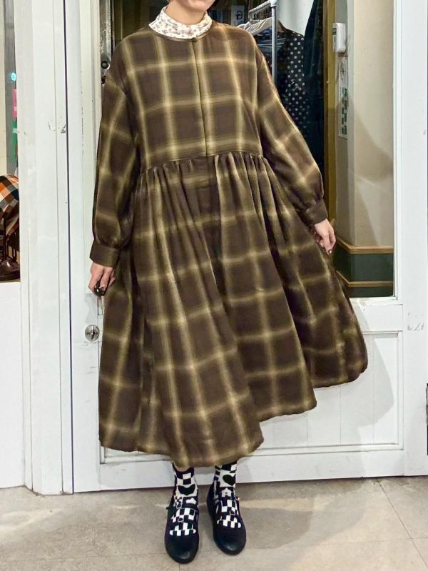 格紋隱藏釦洋裝 