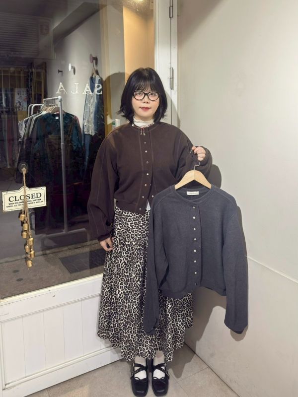 排扣QQ毛泡泡袖短版外套 