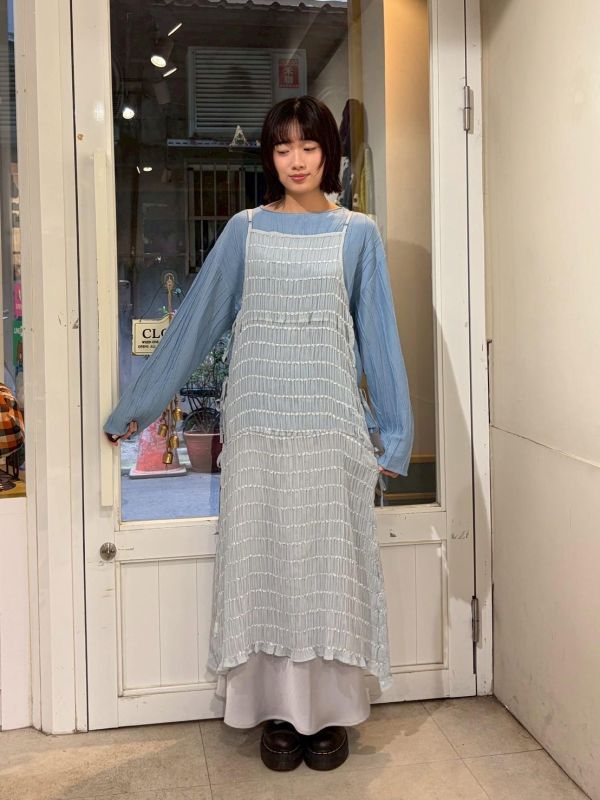 抓皺長方格測綁帶紗質長罩衫 