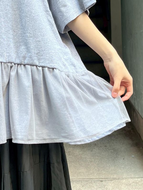 假兩件背心拼接紗落肩短袖上衣 