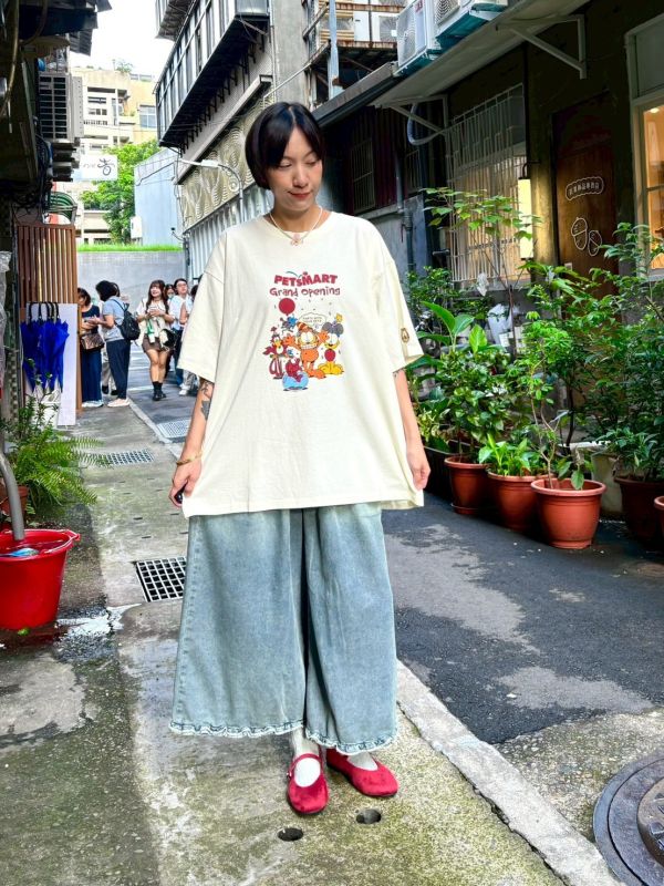 加菲貓歡樂派對刺繡貓頭臂章tee 
