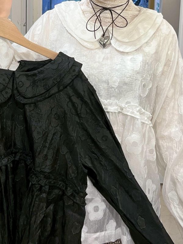 雙層領透紗滿版花花壓紋襯衫上衣 