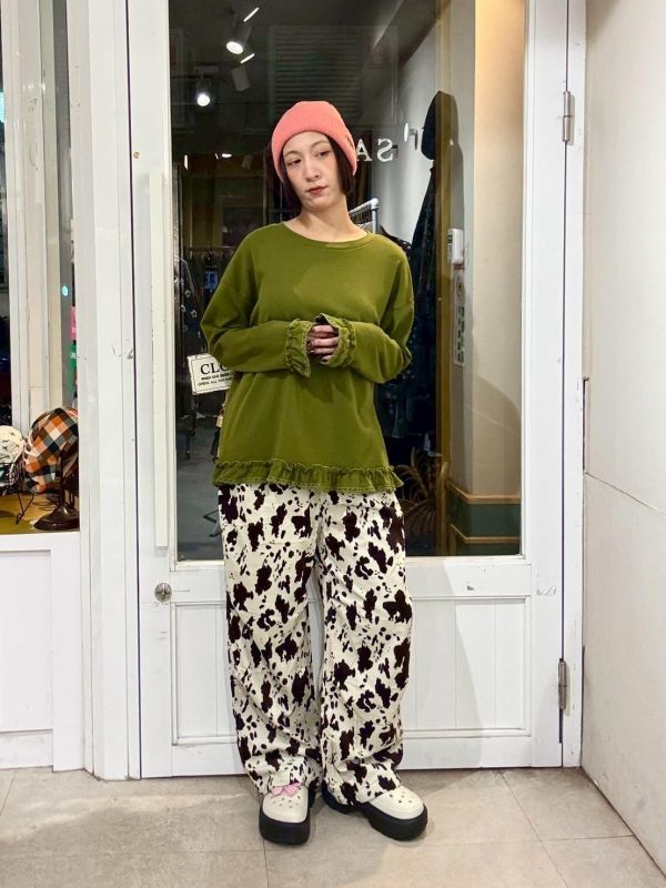 伸縮腰抽繩細燈芯絨滿版圖直筒寬褲 