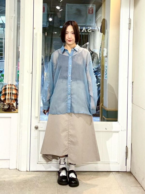 後開衩綁帶透膚襯衫 