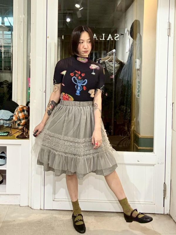 內層細格子外層蛋糕五分紗裙 