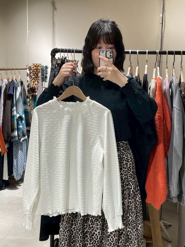 滾邊領鬆緊袖口長袖上衣 