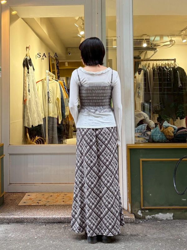 兩件式木耳邊滾邊上衣+抓皺紗質背心 