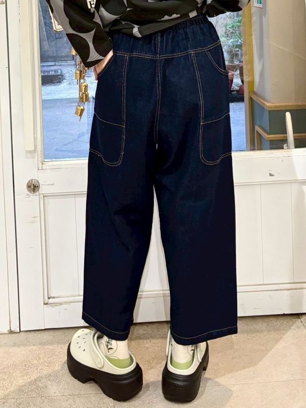 伸縮腰車縫線大口袋九分牛仔褲 