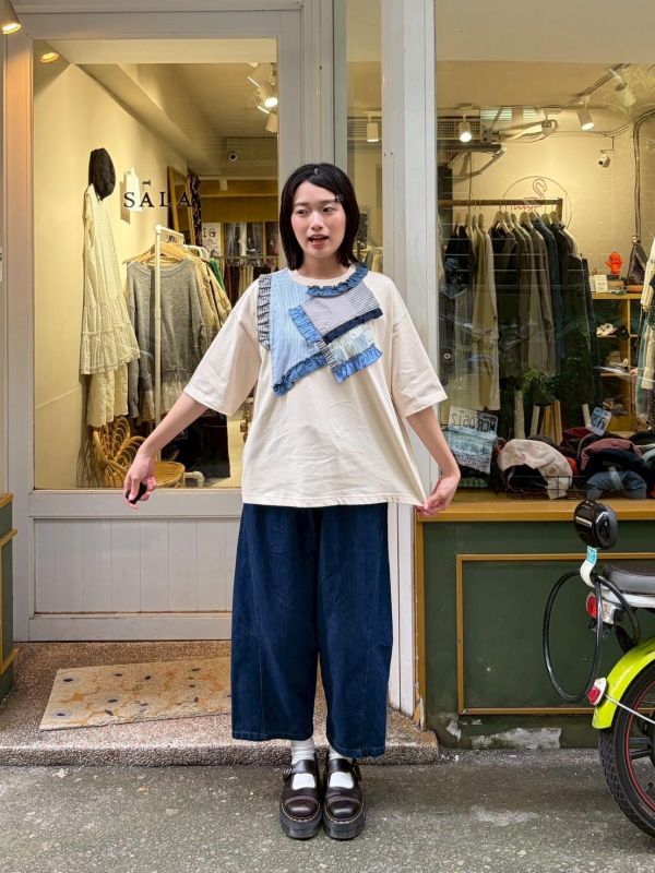 胸前拼接布料上衣 