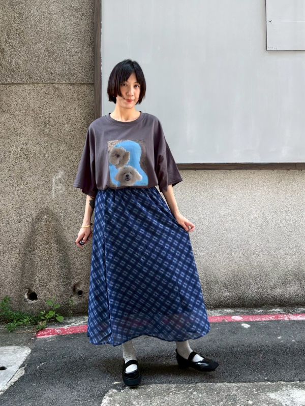 沙洞兩隻探頭狗狗tee 