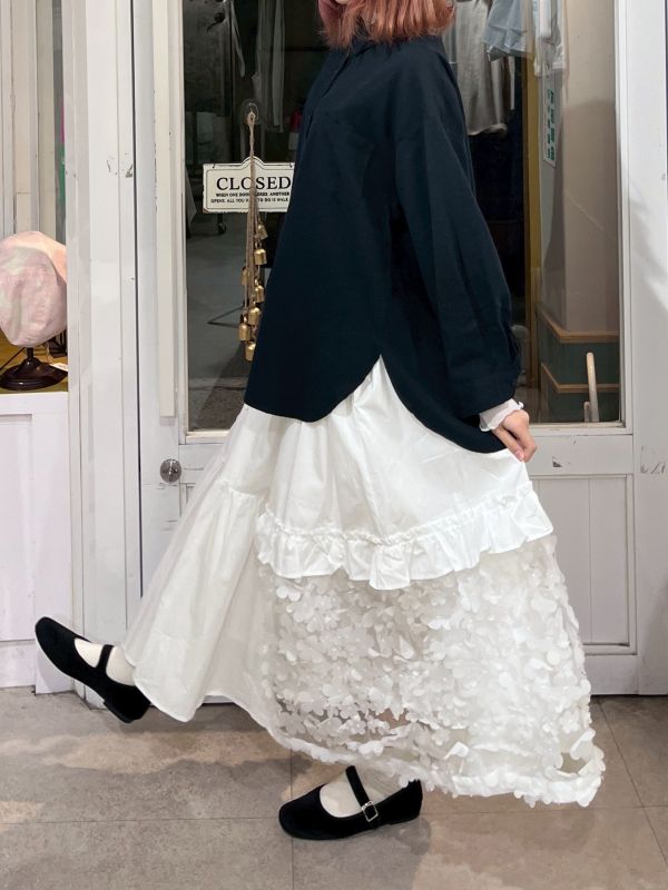 白色立體花花紗傘擺長裙 