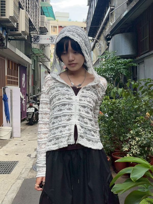 唯美蕾絲連帽雙拉鏈長袖外套 