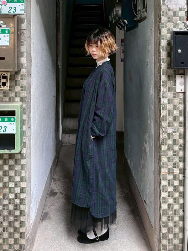 棉麻藍綠圓領排扣長版洋裝 