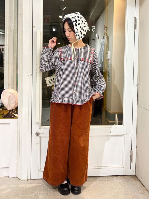 紅鈕釦大方型翻領紅滾邊刺繡格子襯衫格子襯衫 