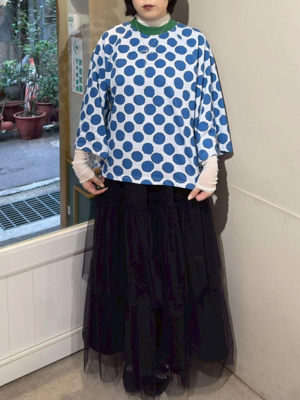 藍色大圓點撞色領九分袖上衣 
