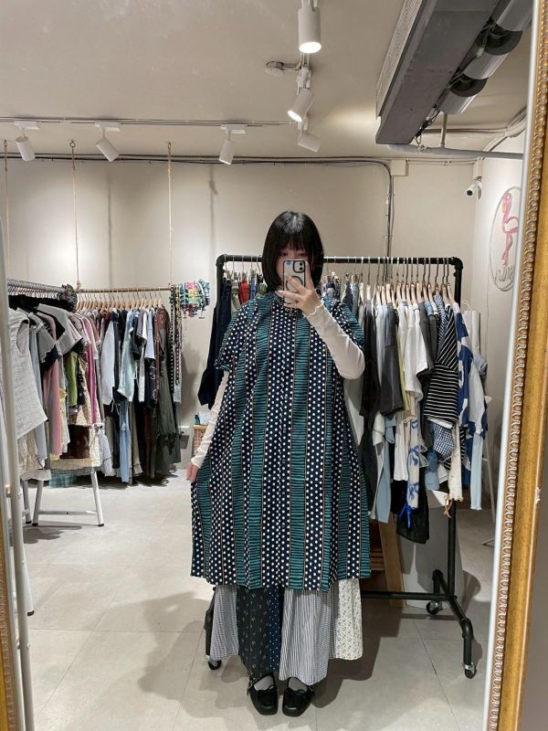 波點條紋拼接短袖排扣洋裝 
