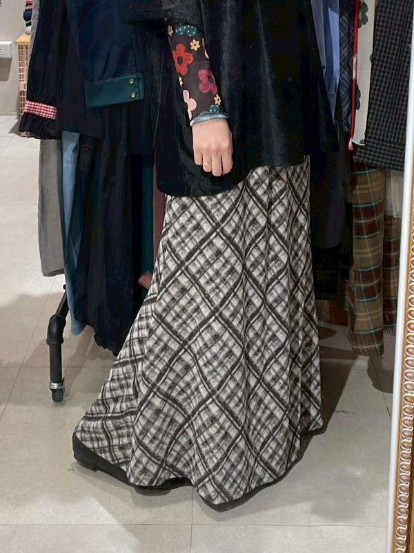 伸縮腰彈性格紋魚尾長裙 