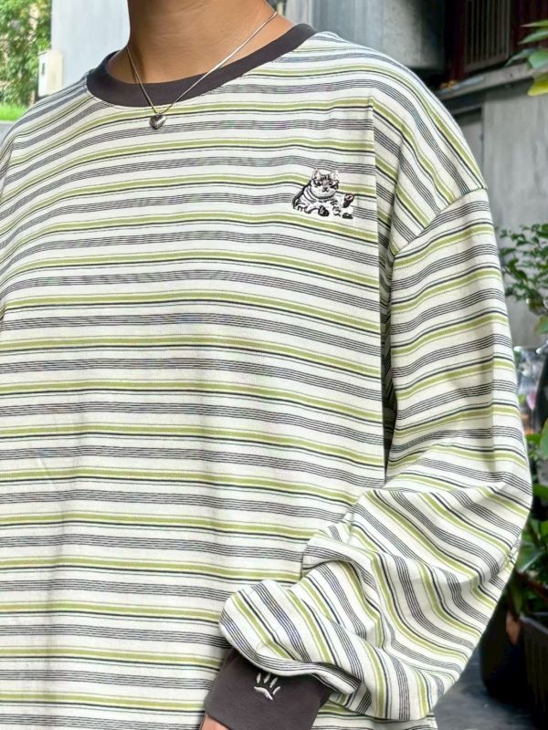 日系條紋刺繡貓袖縮口下擺彈性抽繩短版長袖上衣 