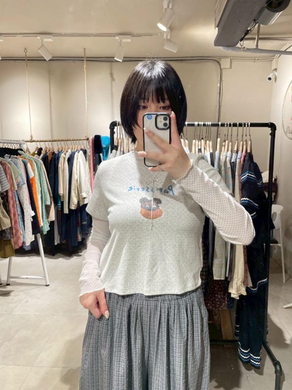 滿版波點字母小狗印花短板上衣 