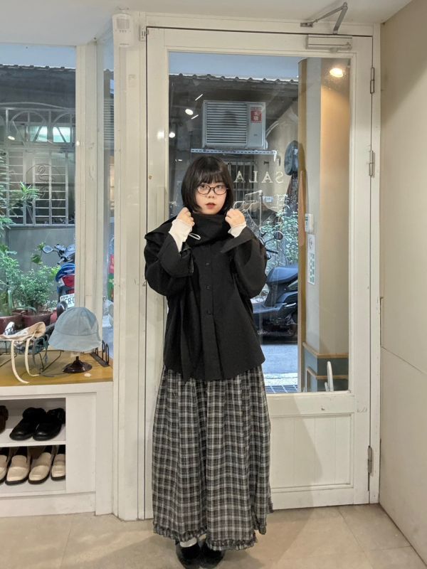 圓領落肩袖口拉鍊襯衫+綁帶連帽 