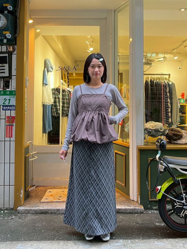 刷刷布氣球蓬蓬背心+彈性圓領長袖上衣 