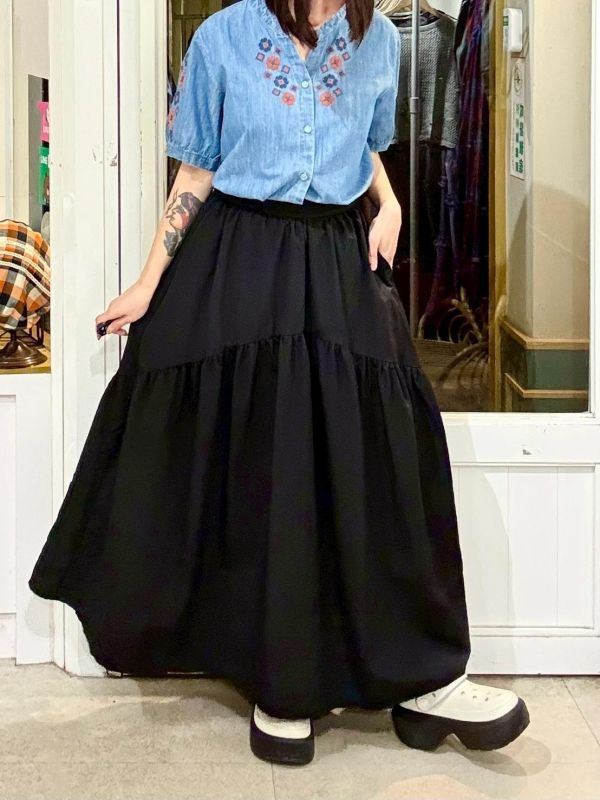 伸縮腰拼接抓皺圓裙 