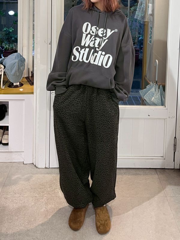 豹紋花邊錐形縮口長褲 