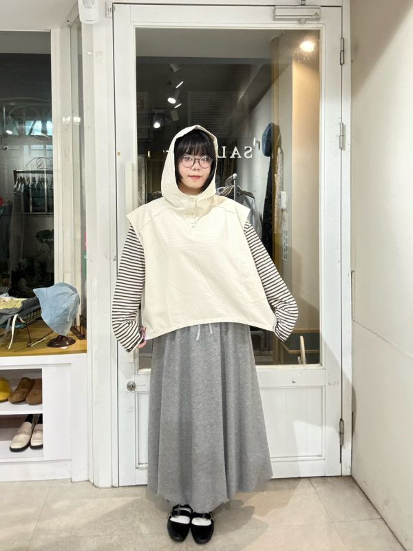 立領小口袋大帽子背心 