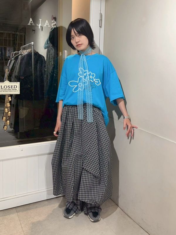 立體毛線5花朵oversize T 