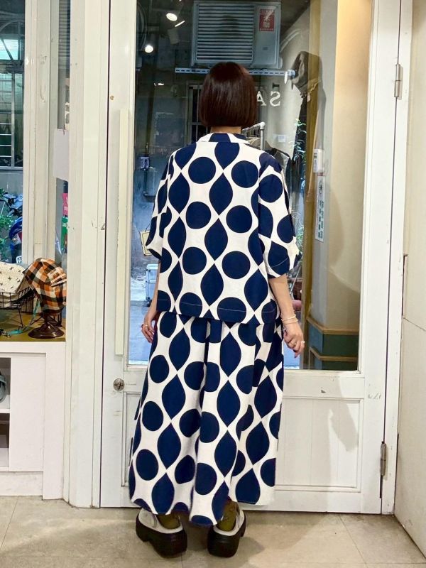 藍色大波點套裝 