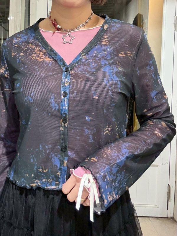 雲彩圖騰短版微透膚罩衫小外套 