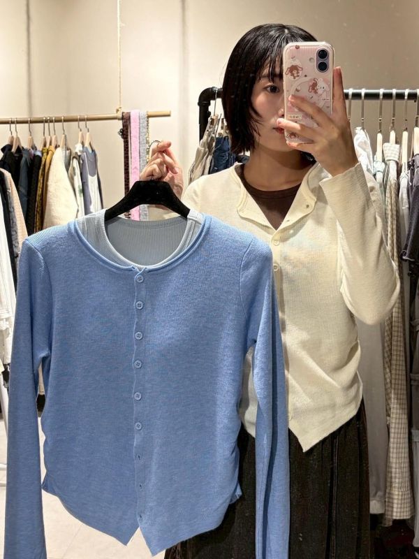 下擺倒V側邊抽皺針織排扣小外套 