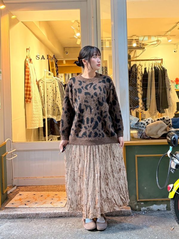 馬海毛豹紋圓領毛衣 