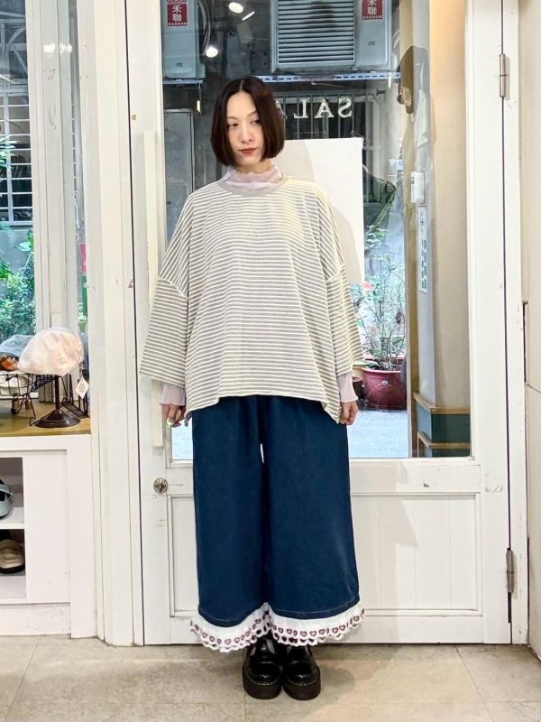 落肩寬版下擺袖口捲邊條紋上衣 