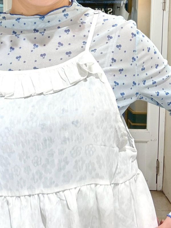 白色雙層下擺木耳邊吊帶背心 