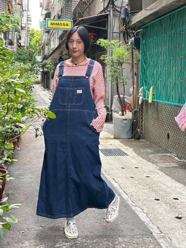 日系牛仔吊帶裙 