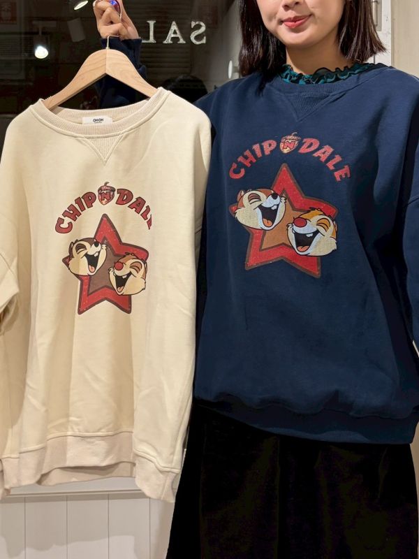 奇奇蒂蒂笑開懷美式印花大學Tee 