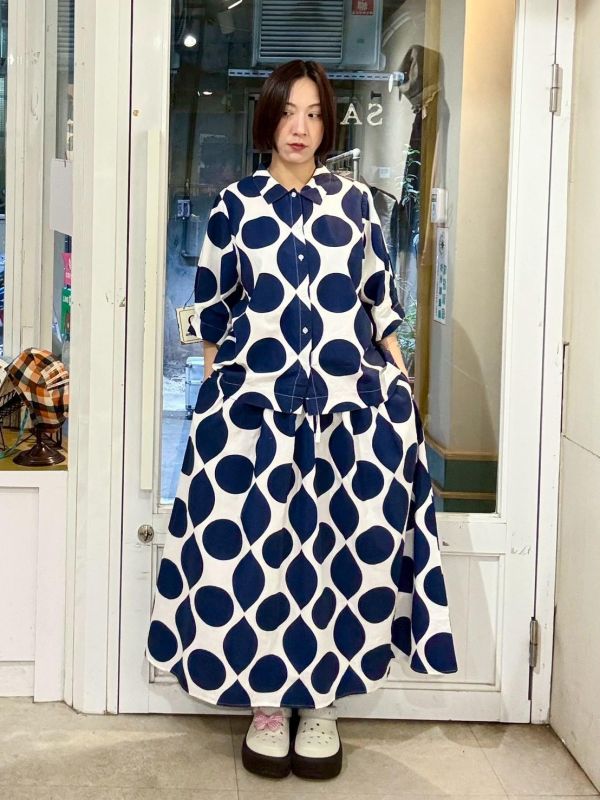 藍色大波點套裝 