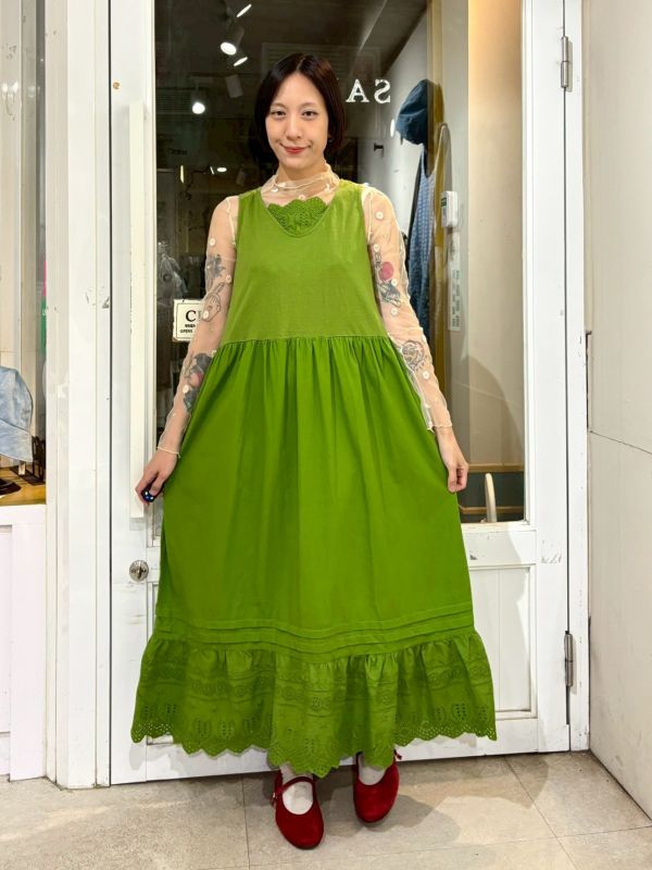 酪梨綠藍絲拼接背心洋裝 