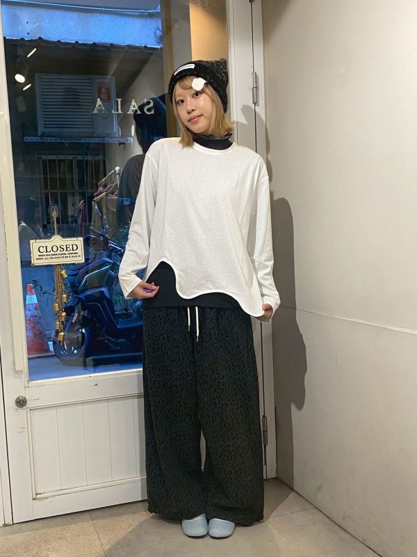 造型波浪下擺長袖上衣 