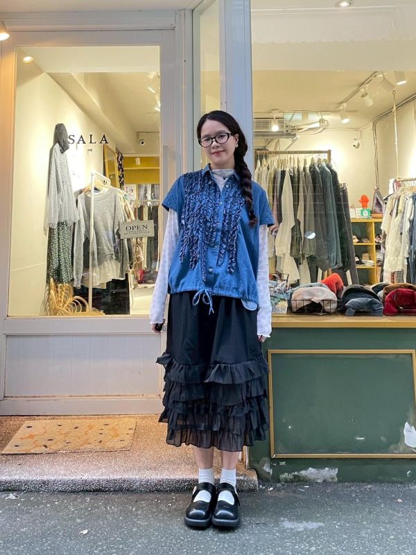 胸前立體抓皺造型下擺抽繩翻領短袖襯衫 