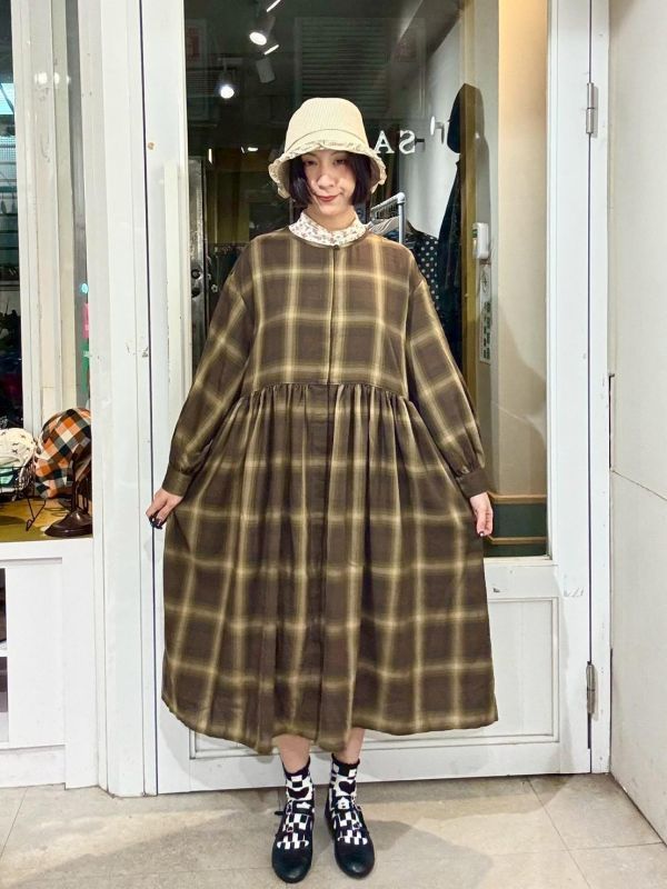 格紋隱藏釦洋裝 