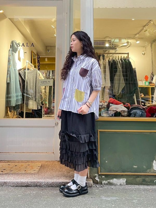 撞色多口袋條紋五分公主袖翻領前短後長襯衫 