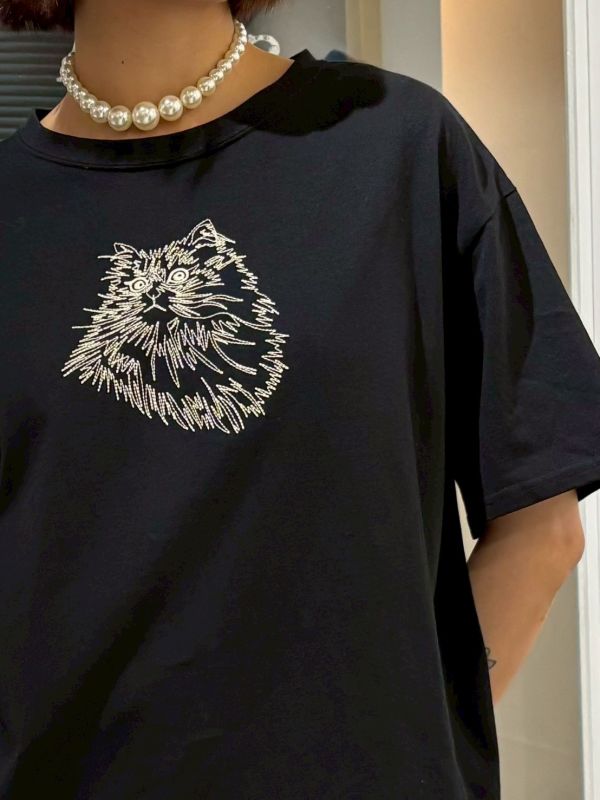 長毛貓咪刺繡短tee 